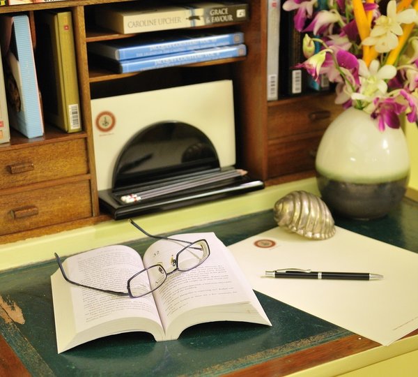 Work Desk Details On Yacht CALISTO