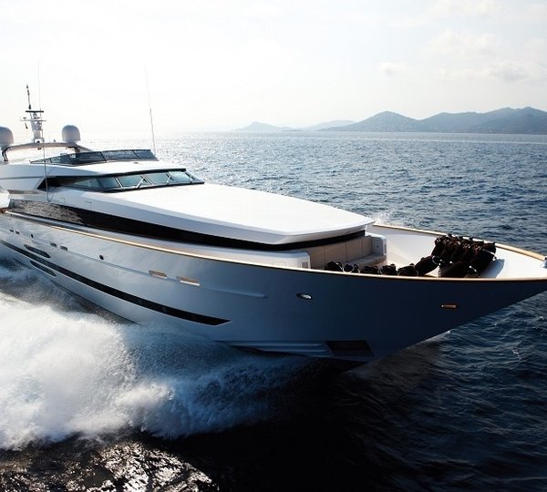 The 41m Yacht LAZY ME