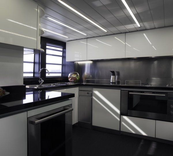 The 41m Yacht OCEAN EMERALD