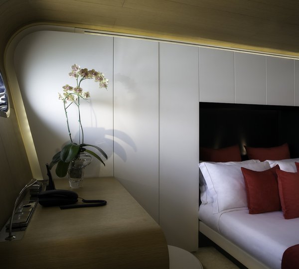 The 41m Yacht OCEAN EMERALD