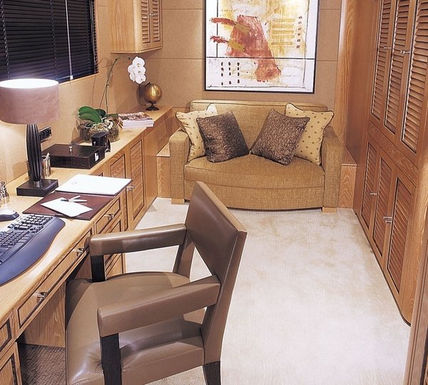 The 41m Yacht PHILOSOPHY