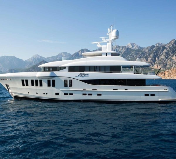 The 41m Yacht RUYA