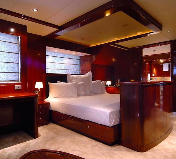 Main Master Cabin On Yacht SEAFARIS