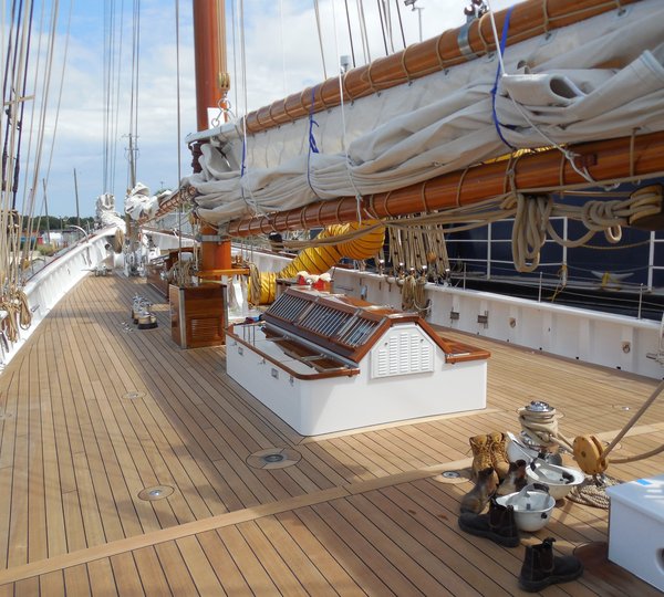 The 42m Yacht COLUMBIA