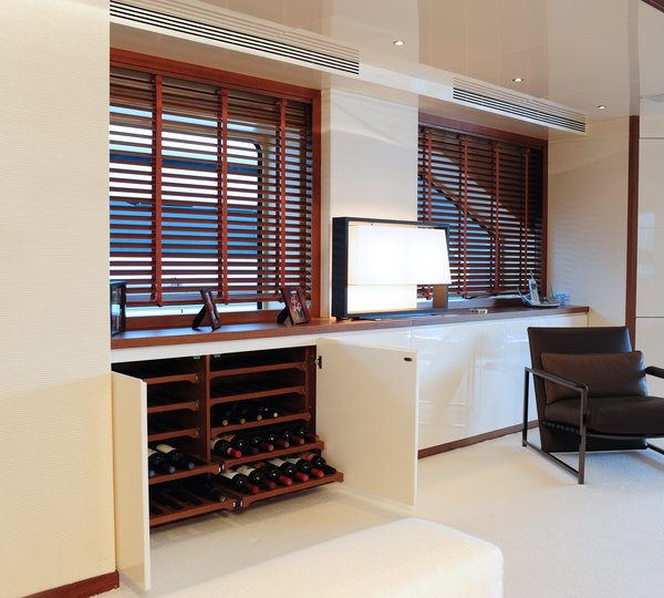 The 42m Yacht IDEFIX