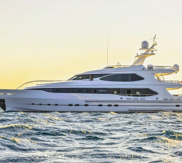 The 42m Yacht IDEFIX
