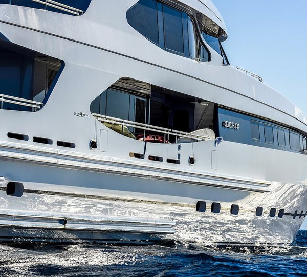 The 42m Yacht IDEFIX