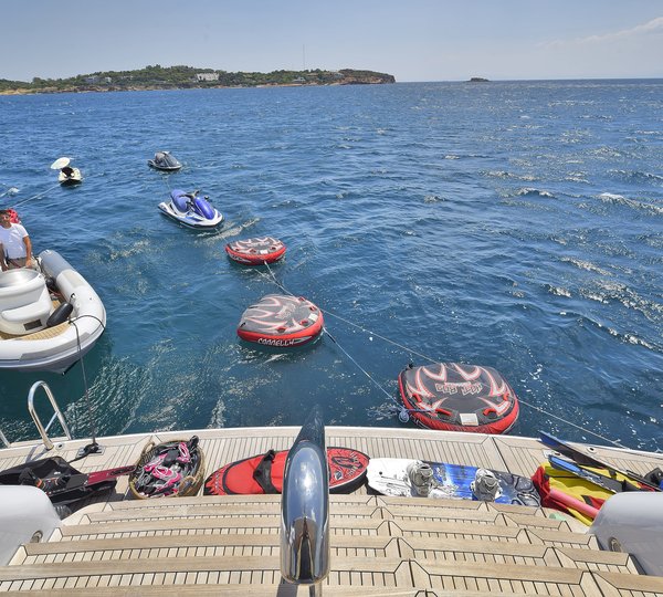 The 42m Yacht IDEFIX