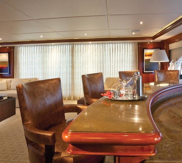 Drinks Bar On Board Yacht WAKU