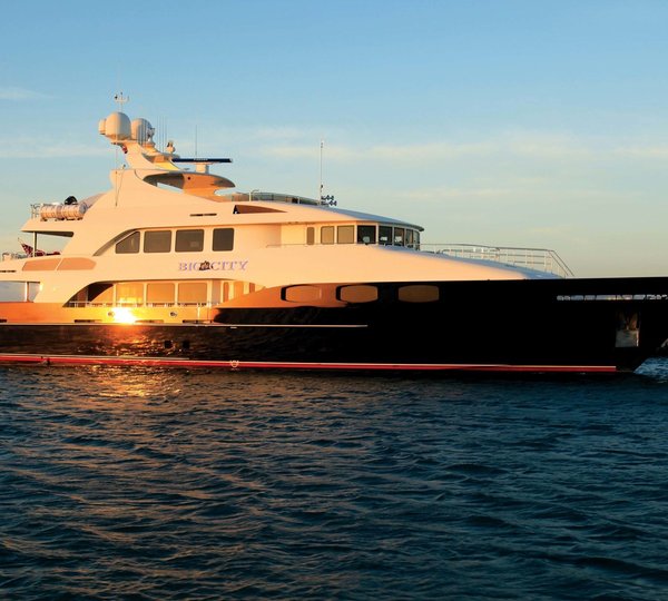 Overview On Yacht WAKU