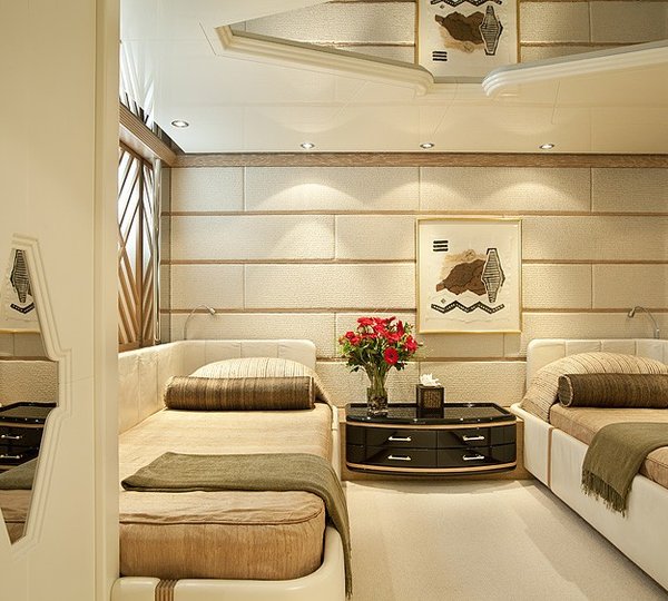 Twin Bed Cabin On Yacht ECLIPSE
