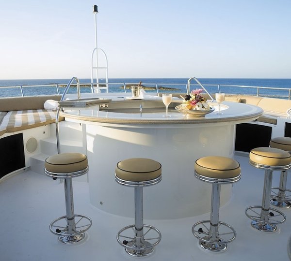 The 43m Yacht INCENTIVE