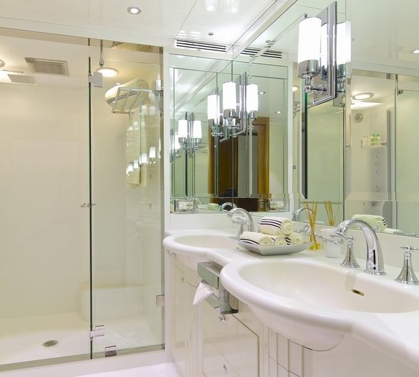 The 43m Yacht O'LEANNA