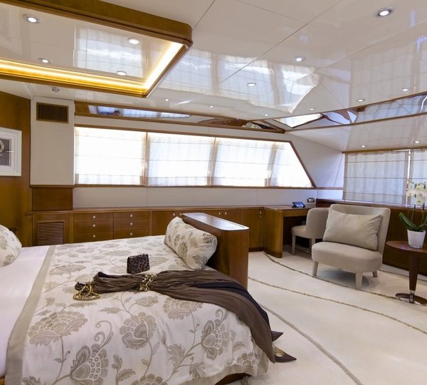 The 43m Yacht O'LEANNA