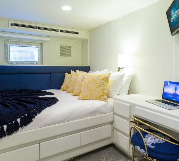 The 43m Yacht SEA FALCON