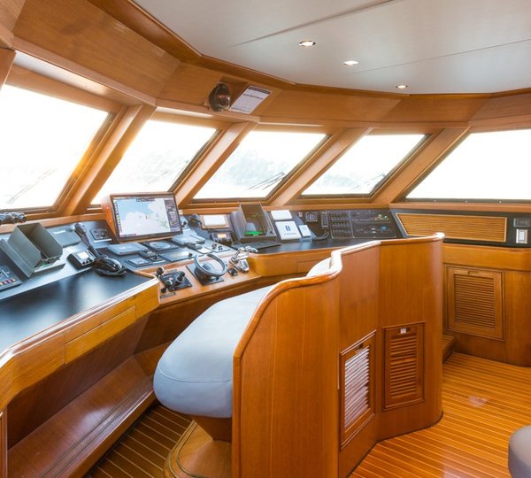 The 43m Yacht SEA FALCON