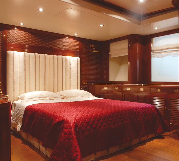 Double Sized Cabin On Board Yacht ARIETE PRIMO