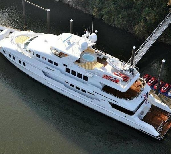 The 44m Yacht I LOVE THIS BOAT