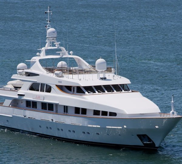 Overview On Board Yacht IL SOLE