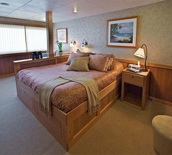 Guest's Cabin Aboard Yacht SAFARI EXPLORER