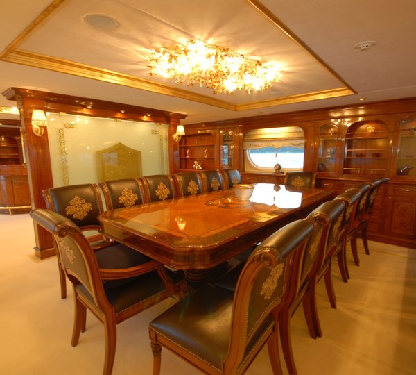 The 44m Yacht SEASTAR