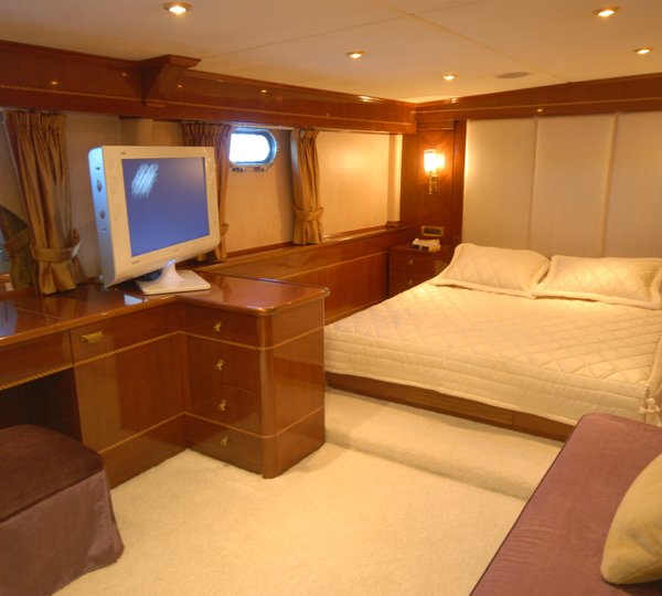 The 44m Yacht SEASTAR