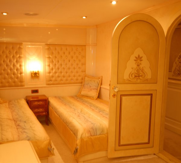 The 44m Yacht SEASTAR