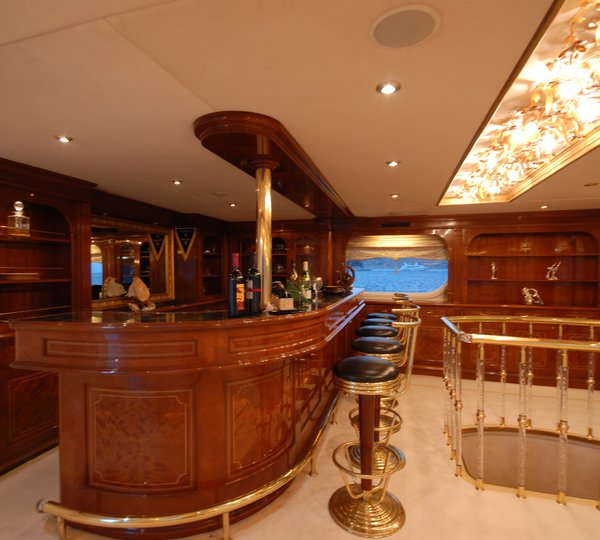 The 44m Yacht SEASTAR