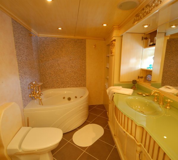 The 44m Yacht SEASTAR