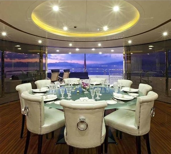 The 44m Yacht SOVEREIGN