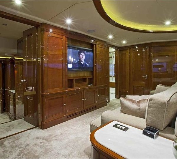 The 44m Yacht SOVEREIGN