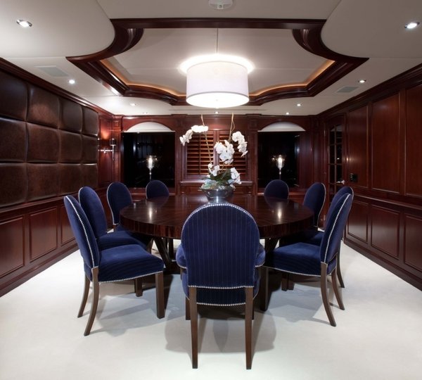 Eating/dining Saloon On Yacht CARPE DIEM II