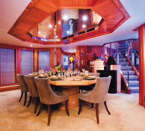 Eating/dining Saloon Aboard Yacht PERFECT PERSUASION