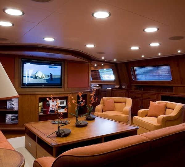 Premier Saloon On Board Yacht ANTARA