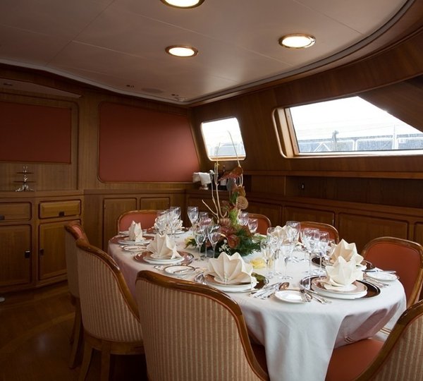 Eating/dining Furniture Aboard Yacht ANTARA