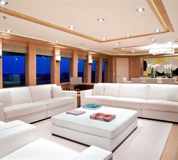 The 46m Yacht ONENESS