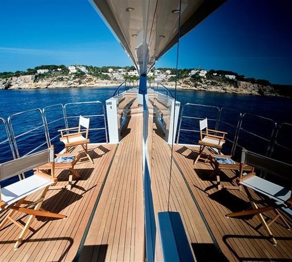 The 46m Yacht ONENESS