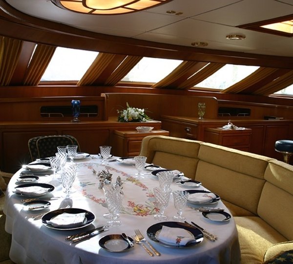 Eating/dining Saloon On Yacht ANDROMEDA LA DEA