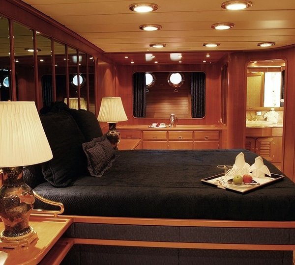 Profile: Yacht ANDROMEDA LA DEA's Guest's Cabin Pictured