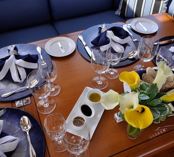 The 47m Yacht HYPERION