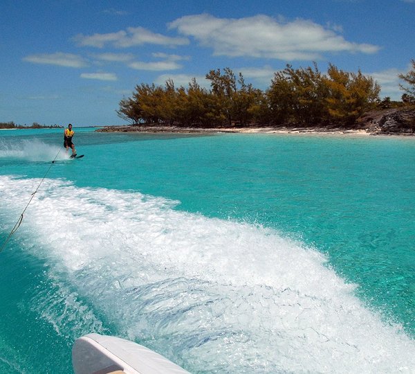 The 47m Yacht HYPERION