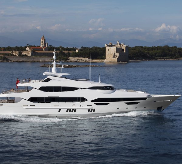 47m Sunseeker 155