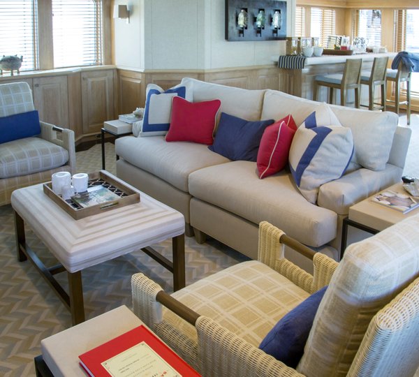 The 49m Yacht BLU 470