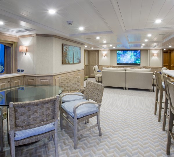 The 49m Yacht BLU 470