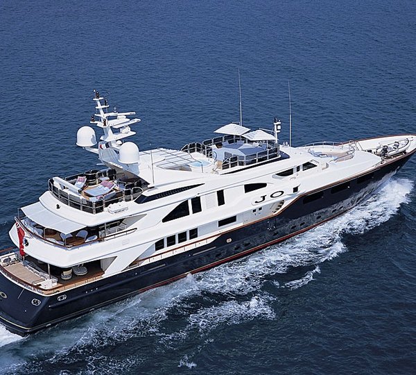 Profile: Yacht JO's Cruising Pictured