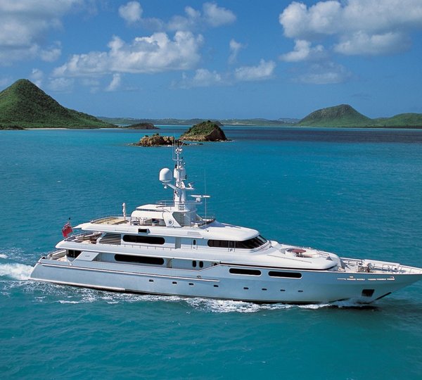 Premier Overview On Board Yacht LADY ANN MAGEE