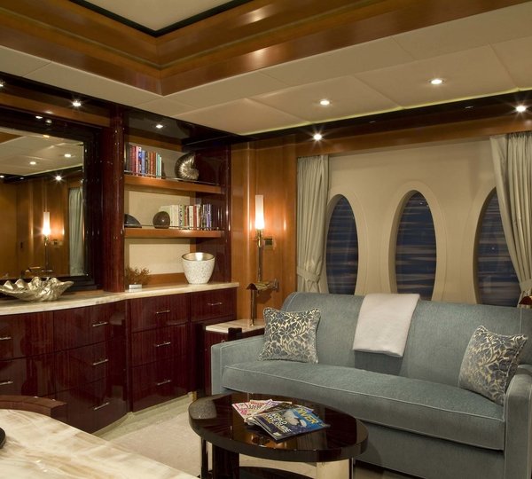 The 49m Yacht REEF CHIEF