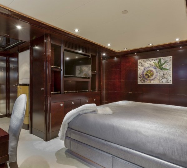 The 49m Yacht TRENDING