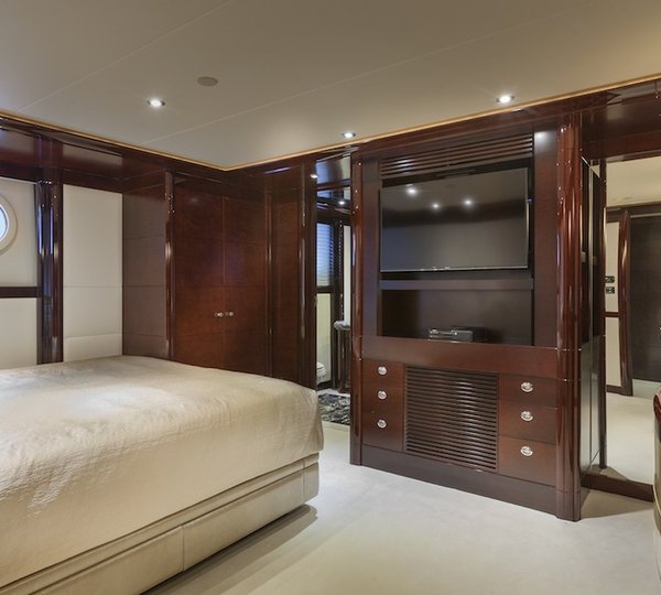 The 49m Yacht TRENDING