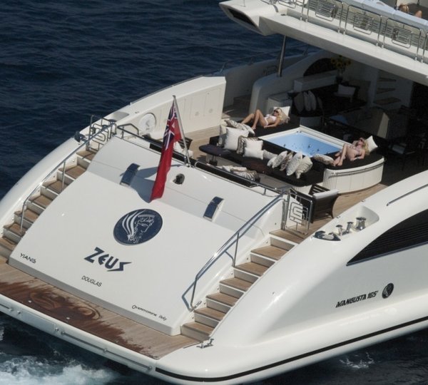 Swimming Landing On Board Yacht ZEUS I